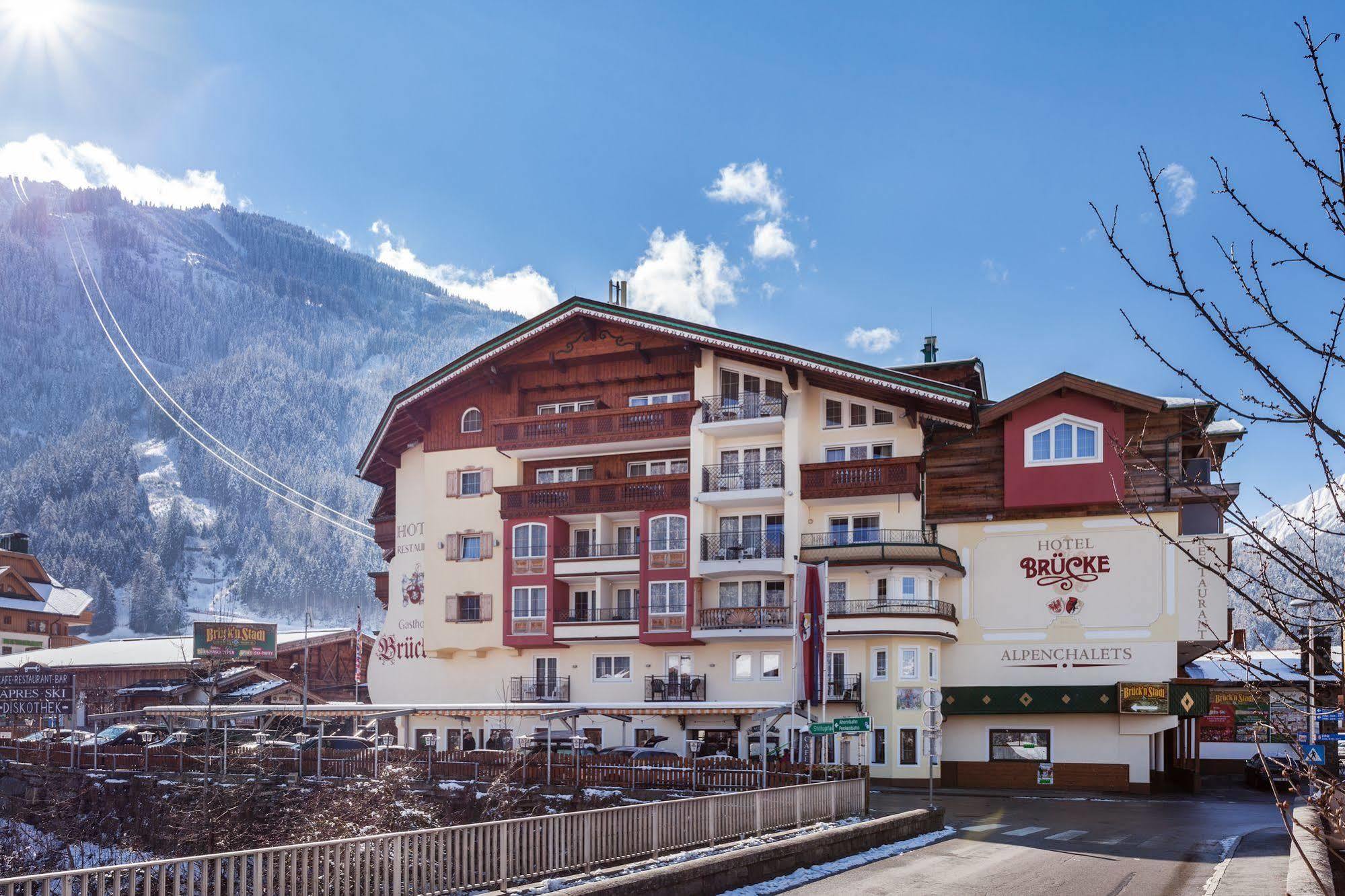 Alpenchalet Bruecke Mayrhofen Luaran gambar